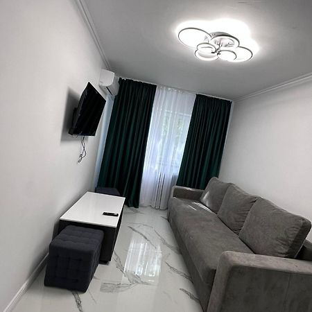Apartament 3 Camere Trapezului Bucureşti Eksteriør bilde